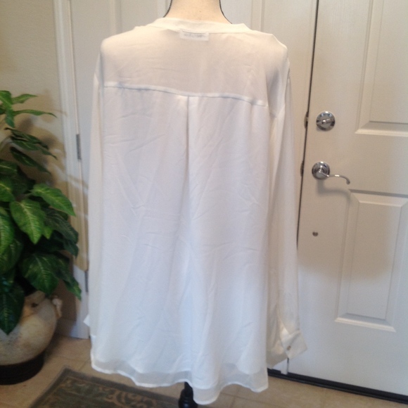 COPY - Calvin Klein Pleated shirt NWOT - Picture 3 of 4